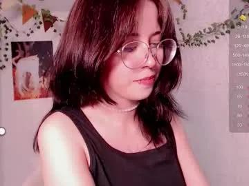 emmae__ on Chaturbate