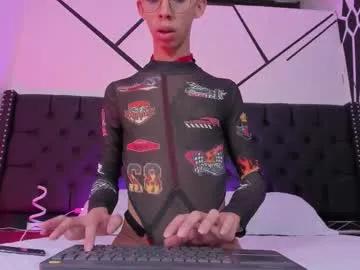 ethaancox on Chaturbate