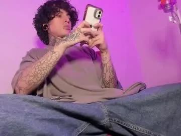 ethan_sykes from Chaturbate