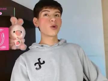 ezra_storm on Chaturbate