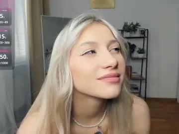 glossybabe_ from Chaturbate