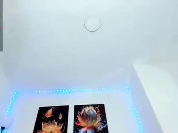 goldenhugecocktss on Chaturbate