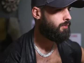 hairyrobxxx on Chaturbate