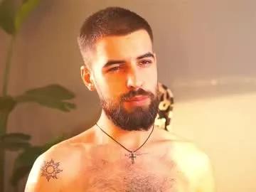 hairyrobxxx on Chaturbate