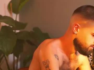 hairyrobxxx on Chaturbate