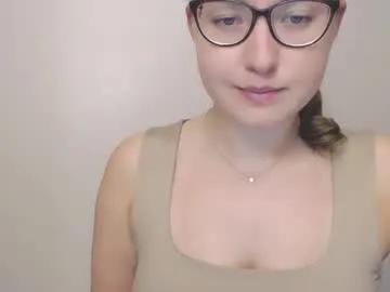 Away hartfoxx on Chaturbate