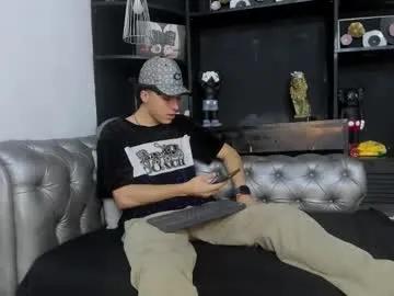 Freechat heellboy_ on Chaturbate