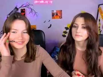 Freechat helli_belli on Chaturbate
