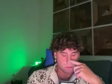 hungkingg22 on Chaturbate