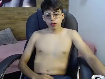 jhoellx on Chaturbate