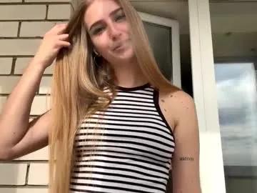 jinnyjaquins on Chaturbate