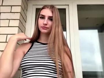 jinnyjaquins on Chaturbate