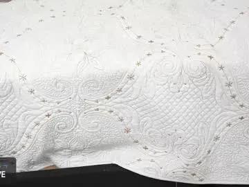 julesxdann on Chaturbate