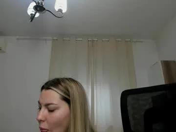 justchloex on Chaturbate