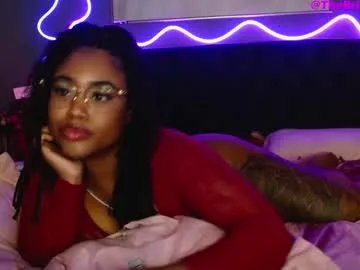 Freechat kat2025 on Chaturbate