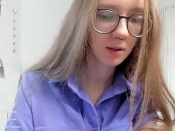 katinatonge on Chaturbate