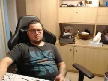 kevinnlovely on Chaturbate