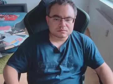 latexboy893 on Chaturbate