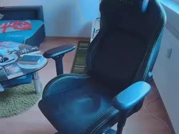 latexboy893 on Chaturbate