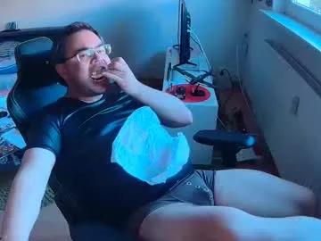 latexboy893 on Chaturbate