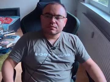 latexboy893 on Chaturbate