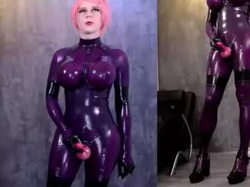 latexirime on Chaturbate