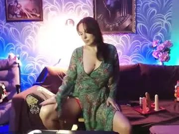 Freechat laurabenz on Chaturbate
