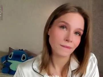 lipswithsweetonthem on Chaturbate