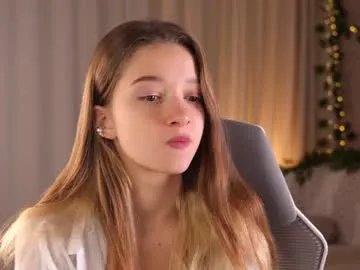 little_poetry on Chaturbate