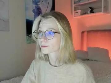 lunar_sofia on Chaturbate