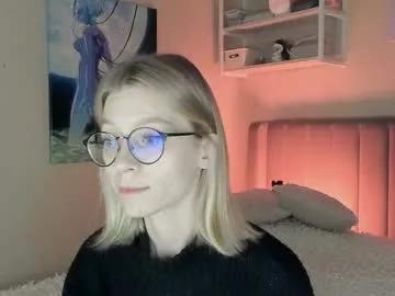 lunar_sofia on Chaturbate