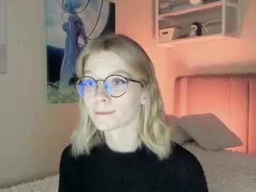 lunar_sofia on Chaturbate