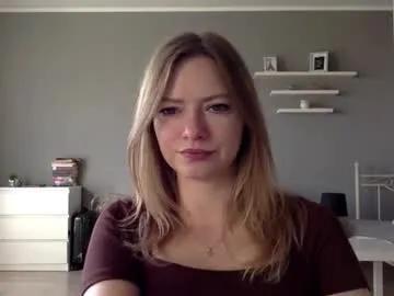 lux_millie on Chaturbate