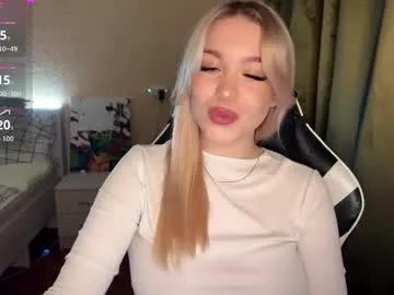 maksisisia on Chaturbate