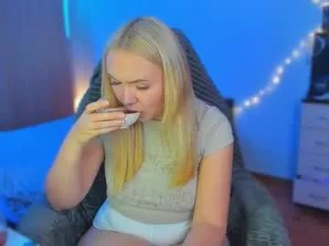 mdaluna on Chaturbate