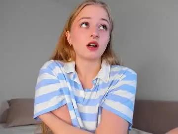 mia_meows on Chaturbate