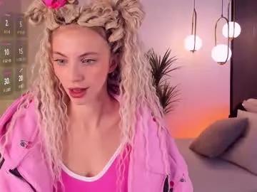 mia_silk on Chaturbate