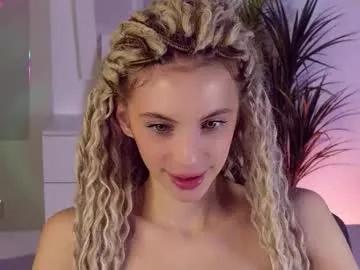mia_silk on Chaturbate