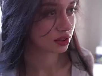 milanaluxe on Chaturbate