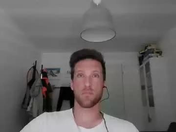 moms_little_monster on Chaturbate