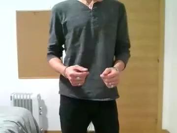 mrlong23cm on Chaturbate