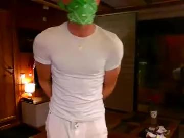 mrlong23cm on Chaturbate