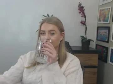 mysteryericax on Chaturbate