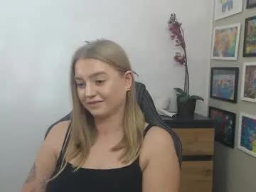 mysteryericax on Chaturbate