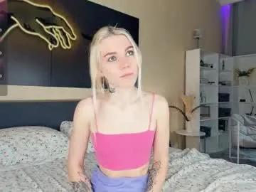myviolet_rush on Chaturbate