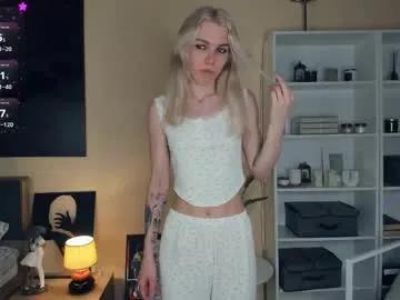 myviolet_rush on Chaturbate