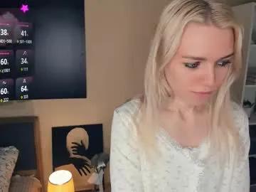 myviolet_rush on Chaturbate