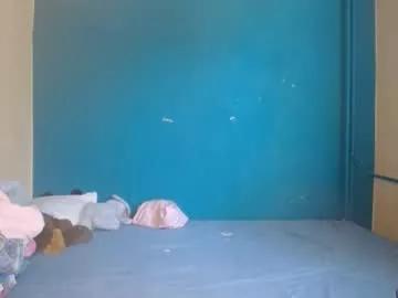 nadinnnea on Chaturbate