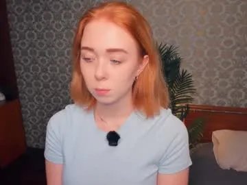 nelliemathers on Chaturbate