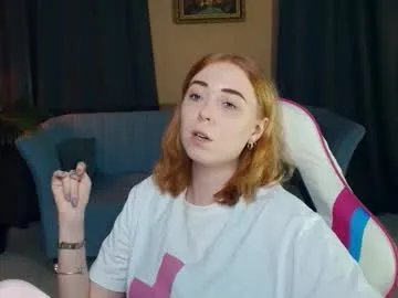 nelliemathers on Chaturbate